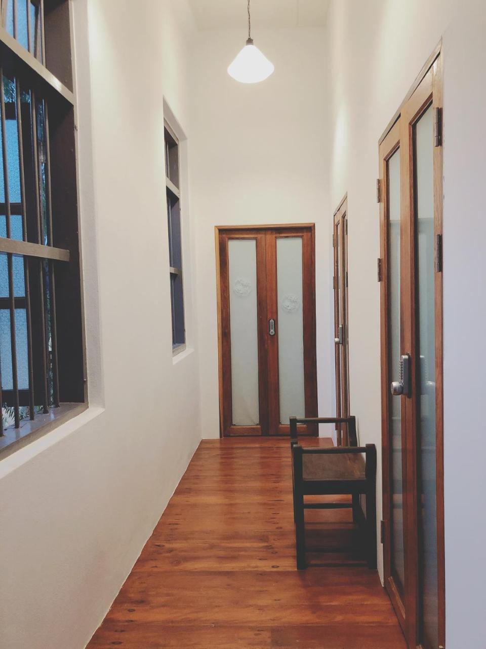 Yu Cafe Hostel Сонгкхла Экстерьер фото